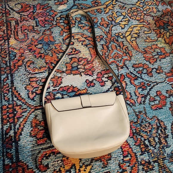 Vittoria Napoli Leather Crossbody Purse - Picture 6 of 8